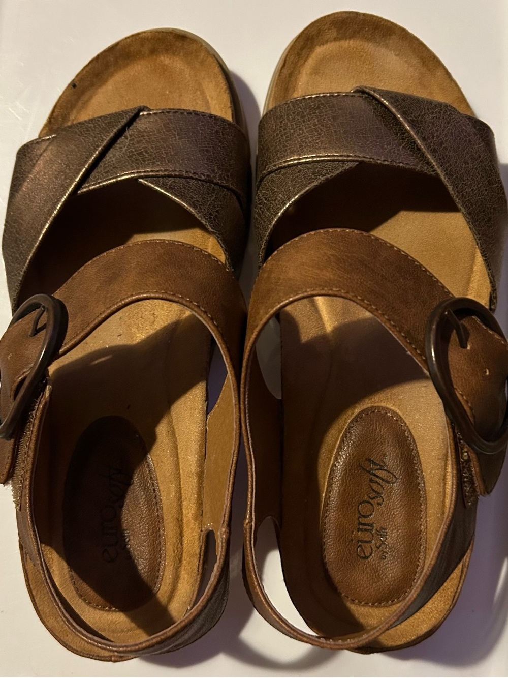 EuroSoft Brown Cross-Strap Women's Sandals with Buckle